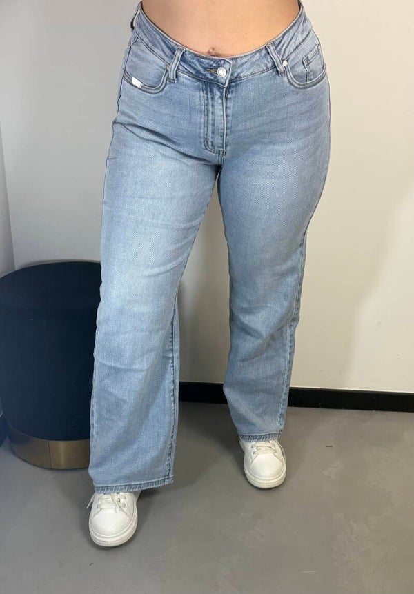 Jeans lichtblauw straight leg lusa