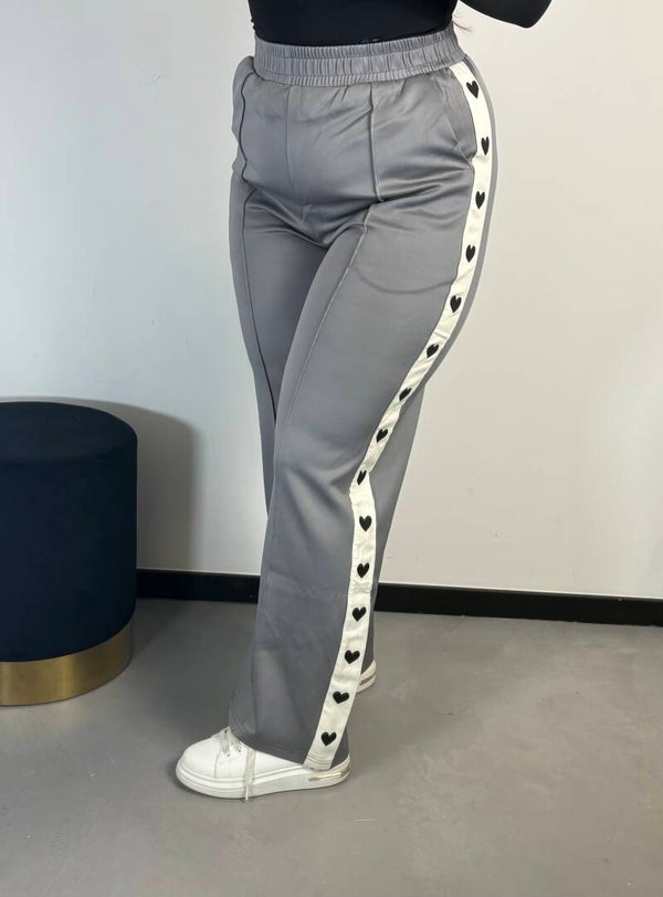 Broek grijs hartjes
