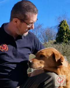 Mature, professional pet and house sitters near Witney, oxfordshire