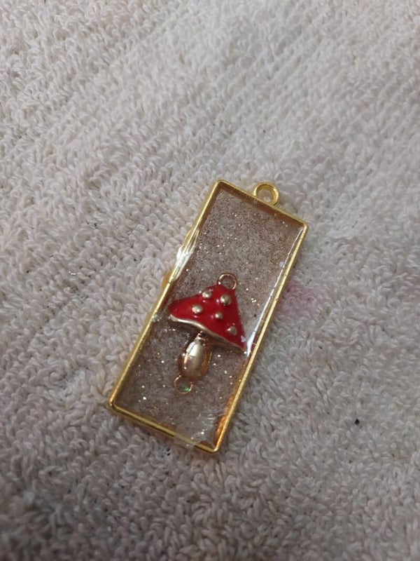 mushroom charm pedant