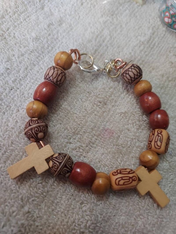 cross bracelet