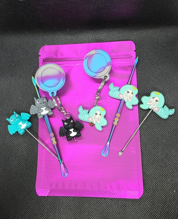3PC Blind Bag With 2 Tools and a Dab Puck