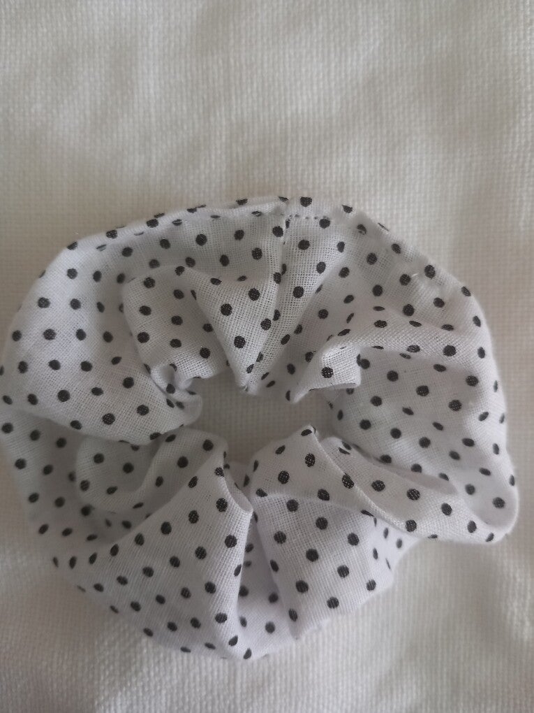 Chouchou ANNEE 60 blanc poid noir enfant
