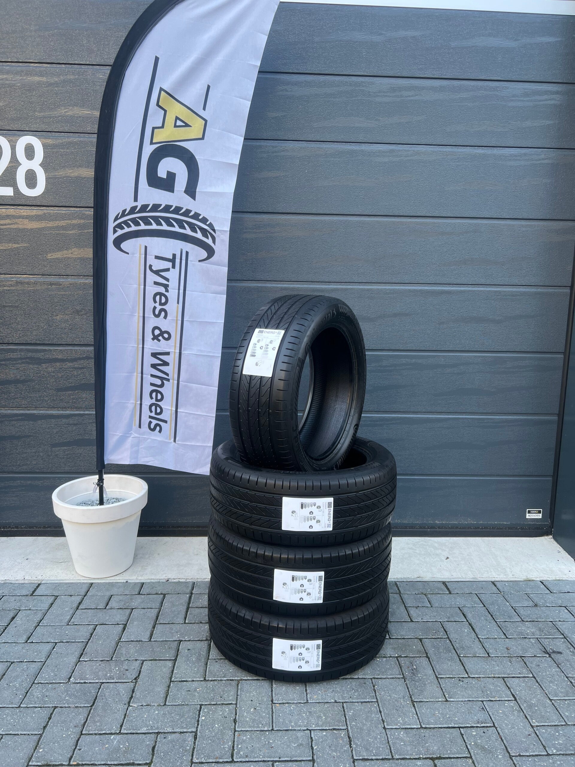 4x 215/50R17 95V XL Continental Premiumcontact C