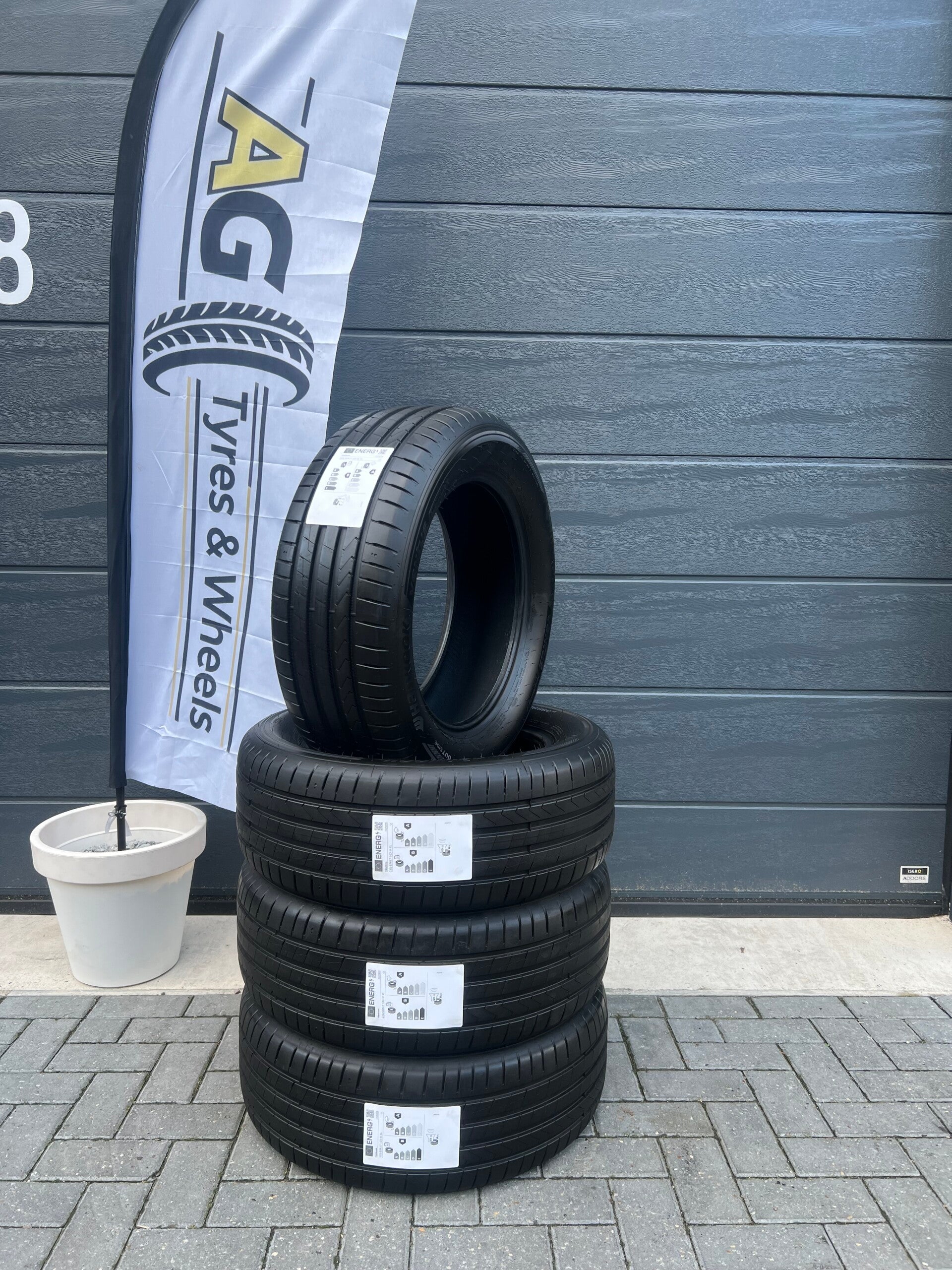 4x 235/55R17 103W XL Hankook Ventus prime4