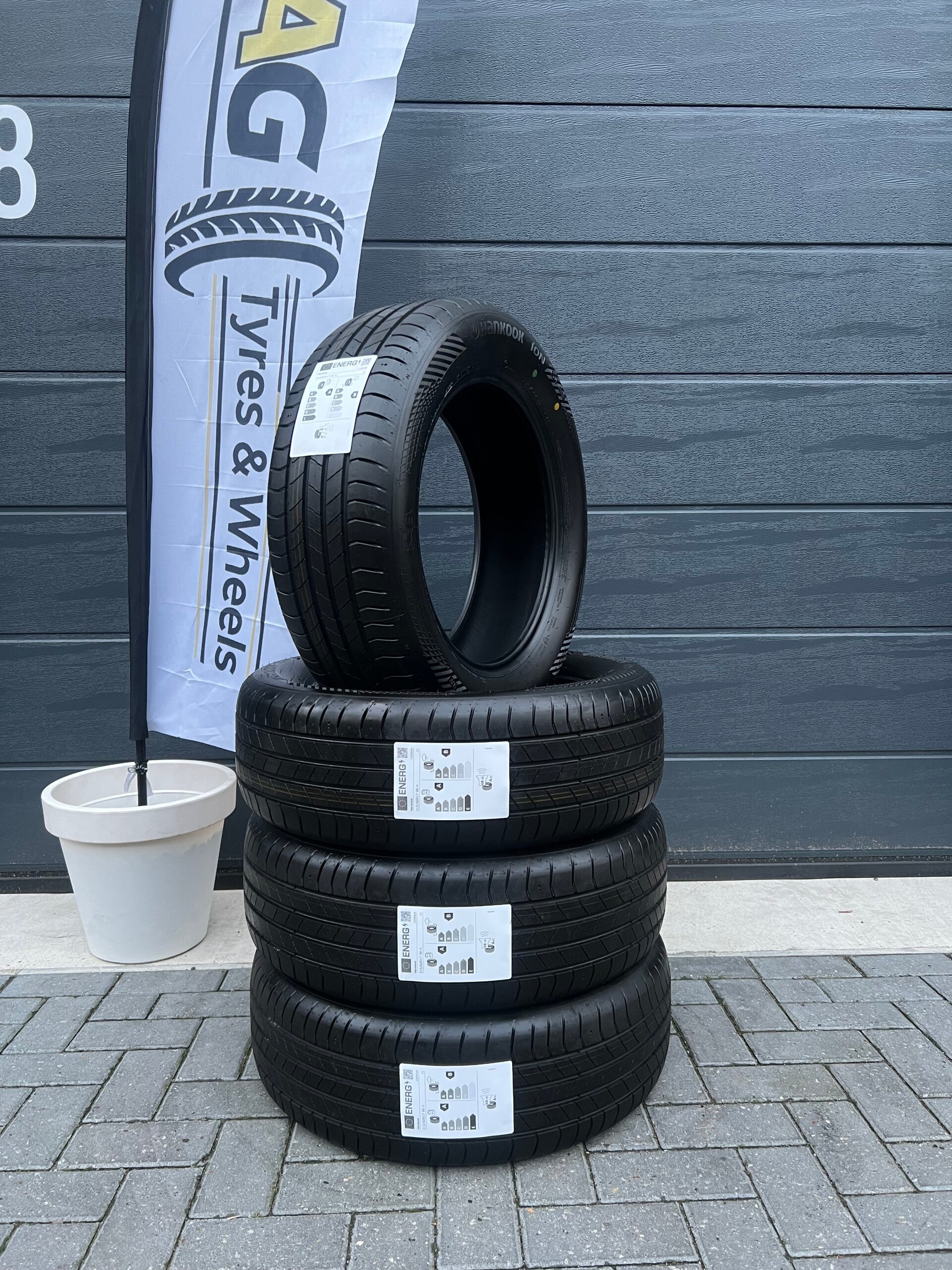 4x 215/60R17 96H Hankook Ion GT SUV
