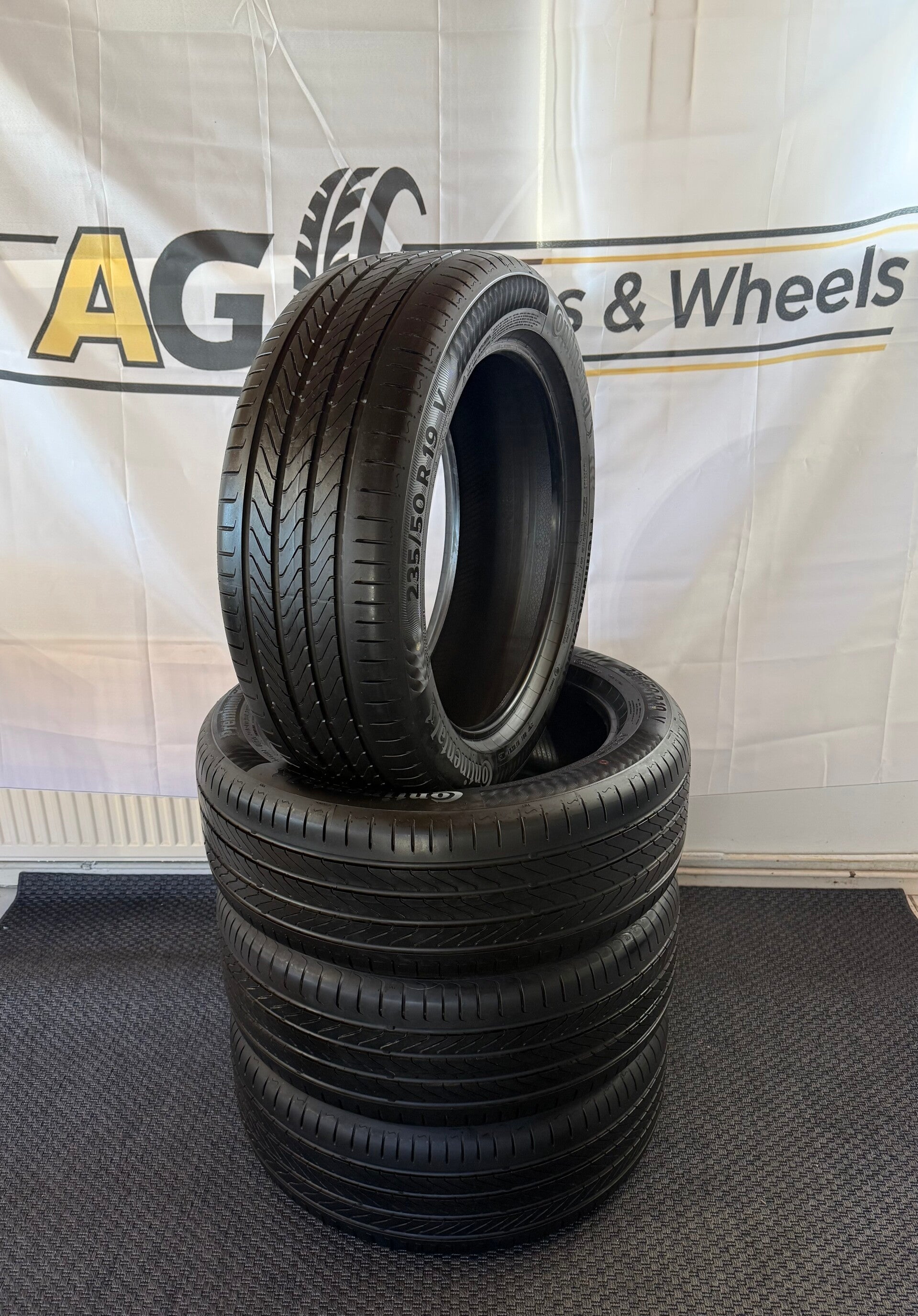 4x 235 50 R19 99V Continental Premiumcontact C EV