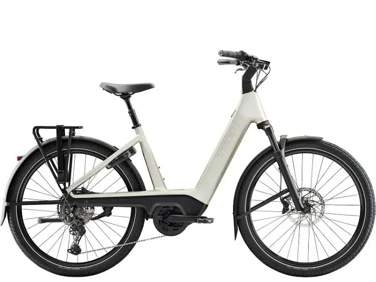Trek Charter+ 5 R10 800 LS Lunar Silver