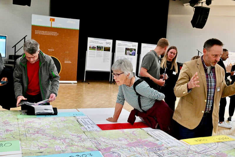Eventfotograf Frankfurt begleitet Infomarkt Bensheim