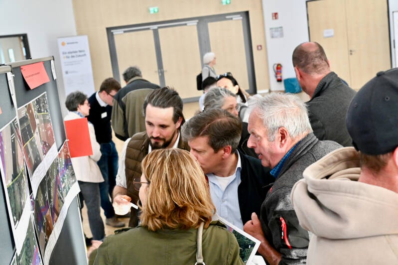 Eventfotograf Frankfurt fotografiert Infomarkt Bensheim
