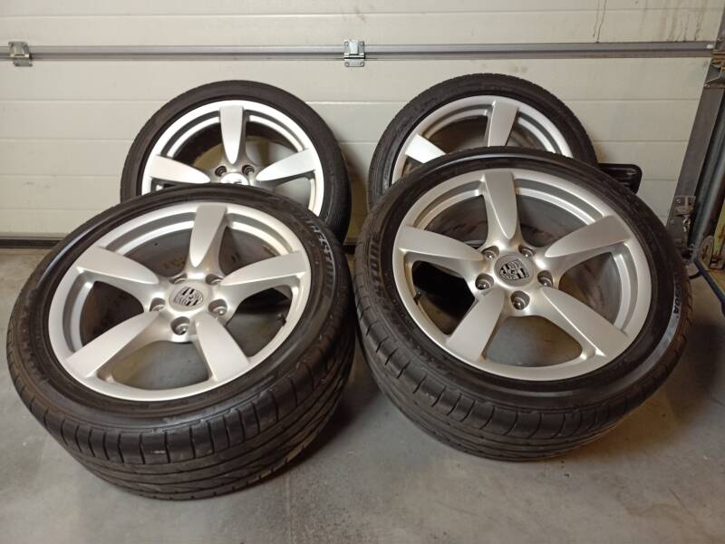 Porsche originele 987 sportvelgen met N banden