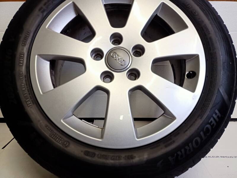 Audi originele velgen A3  A4  A5 met banden Ak