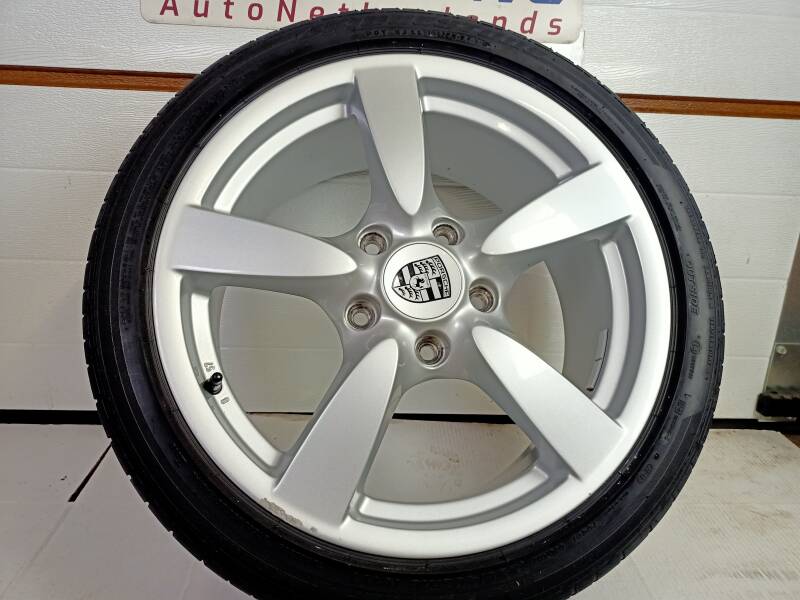 Porsche originele 987 sportvelgen met N banden Porsche Boxster 986
