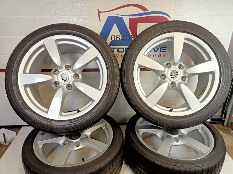 265-45-18 N banden 101Y Porsche