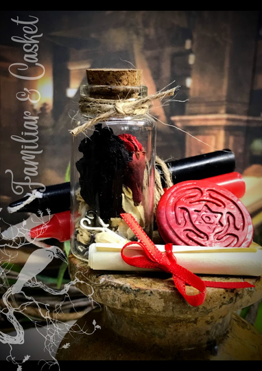 Hekate Spell Bottle with Strophalos & Candles