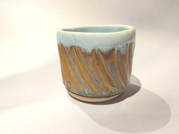 Tasse bleue gravure