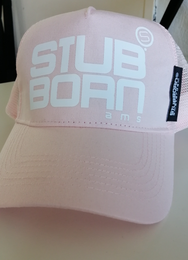 STUBBORN TRUCKER CAP PINK