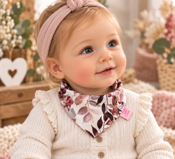 🤎 Wendehalstuch „Herzen & Blätter“ für Babys