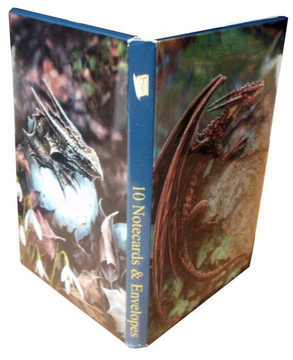 *NEW* Anne Stokes Spiny Woodland Hopper/Hatchling notekaarten