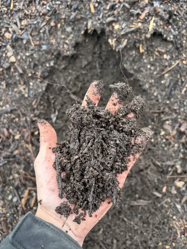 COMPOST 100% VÉGÉTAL