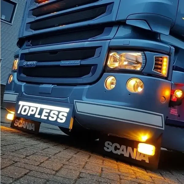 Scania Spatlap 65 x 43 cm (Stuk)