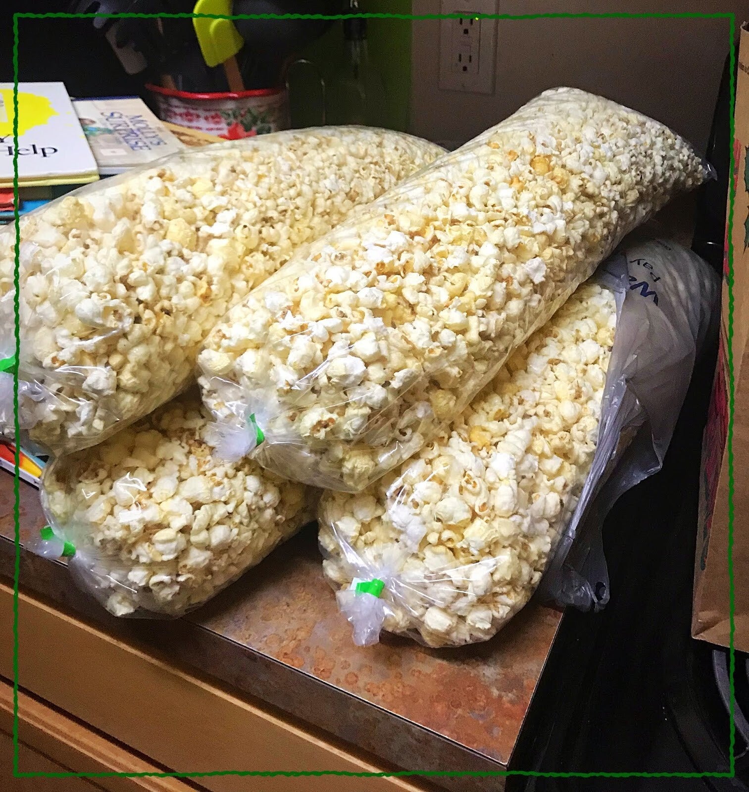 Large Kettlecorn