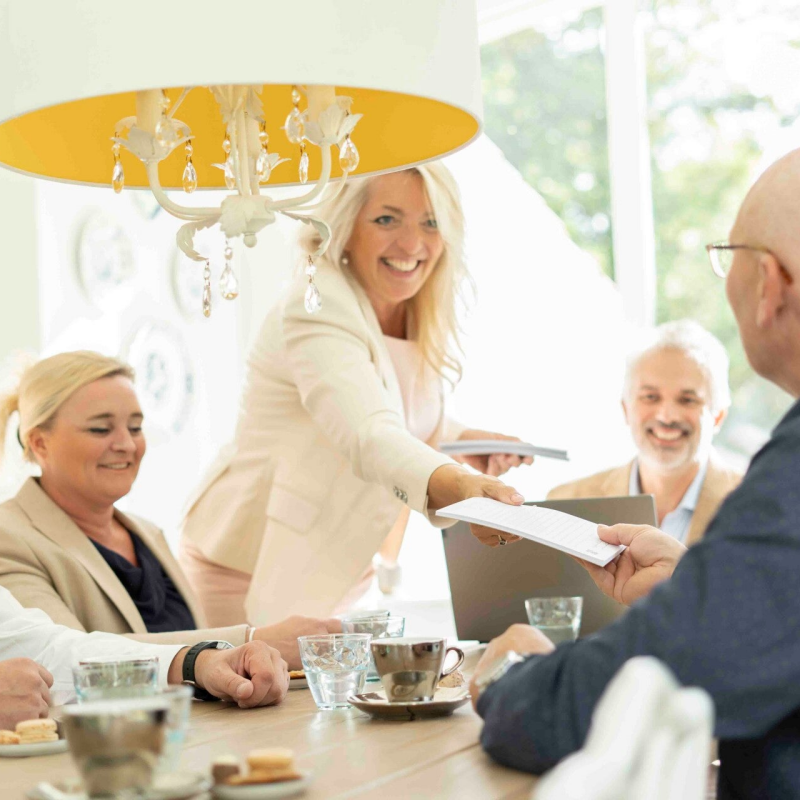Vergaderen in het groen. De natuur, de stilte en de rust, zijn een leidraad voor alle belevenissen die hier plaatsvinden.  Een sprankelende inspirerende plek in Vlaanderen omgeven door schitterende natuur. Vlak bij Antwerpen, oosendaal, Breda en Bergen op