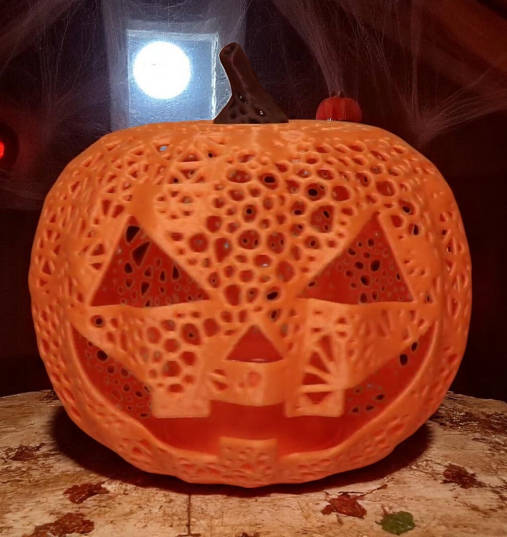 Halloween - Kürbis Mashdesign mit flackernde Teelichter warmweiss