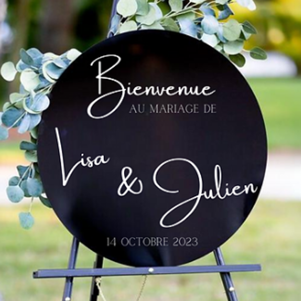 Mariage - Panneau personnalisé en plexiglas noir et lettrage vinyle