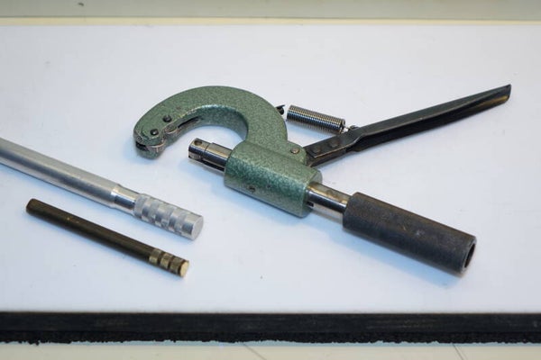 Hand Kartelapparaat voor grip kartels te snijden in materiaal Art. 7442