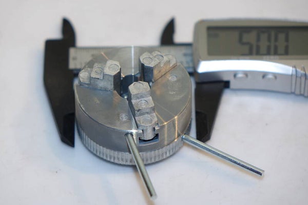 Nieuw mini drieklauwplaatje met M12x1 opname Art. 7238