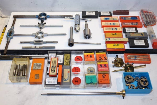 Uitgebreide set klokkenmakers mini draadsnijapparatuur tappen en snijders  Art. 7296