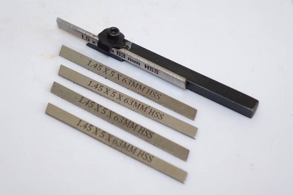 Uitdraaibetel met 5 beiteltjes , beitelhouder is 6x6   Art. 7314