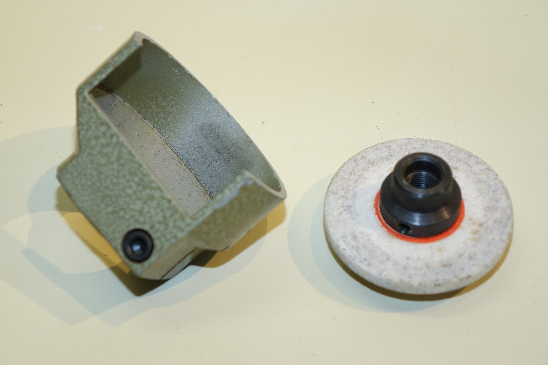 Slijpsteen met houder compleet voor emco unimat SL en DB Art. 7330