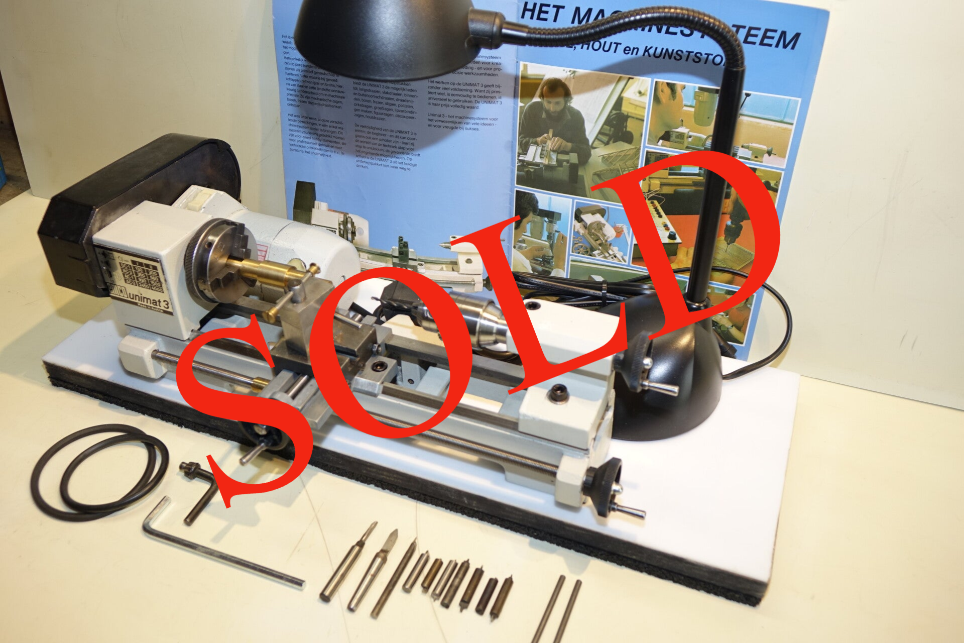 Nette Emco unimat 3 draaibank met lamp en tools  Art. 7445