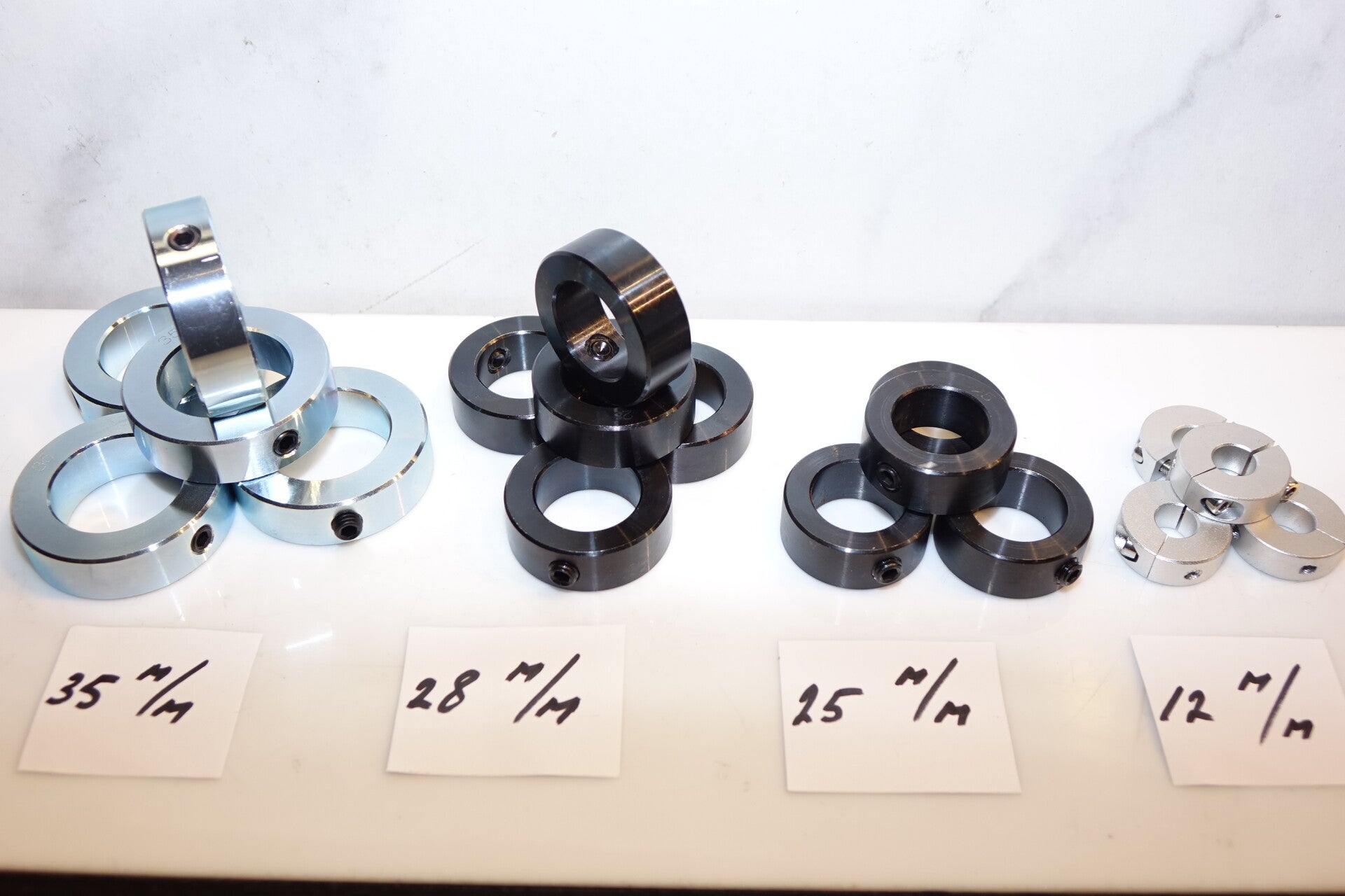 Kolom hoogte stelring met imbus Emco vanaf 9.50 euro Art. 4142