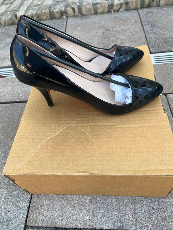 Zwarte Pumps