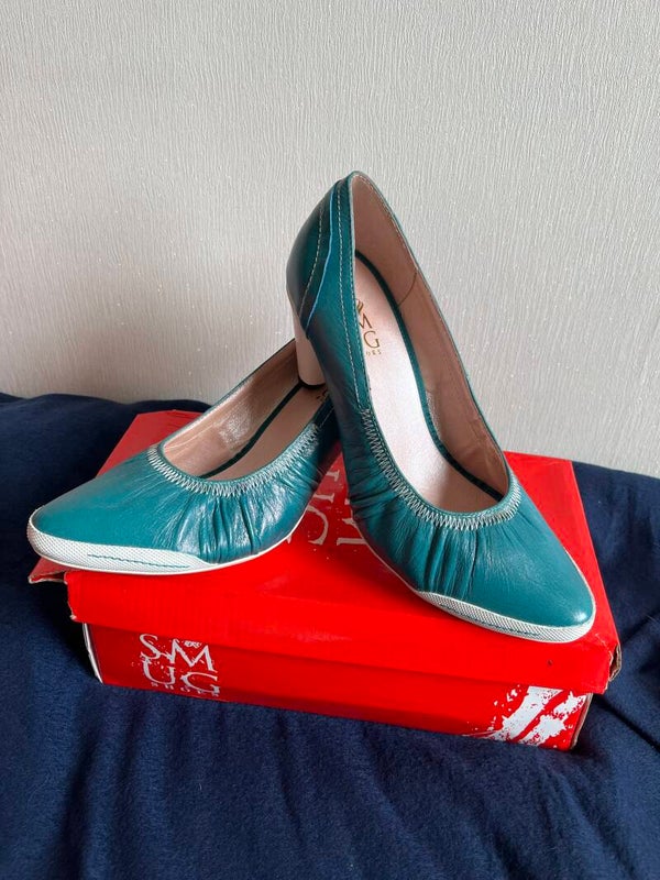 Snug pump