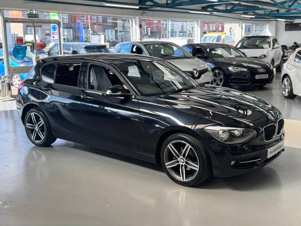 BMW 1 SERIES 2.0 116D SPORT AUTO 5DR BLACK