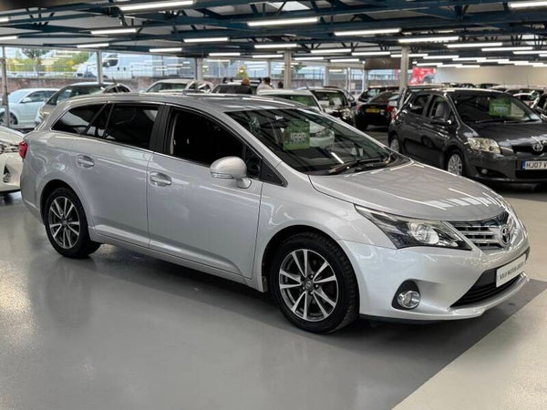 TOYOTA AVENSIS 2.0 D-4D TR TOURER