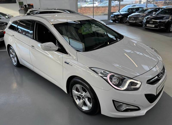 HYUNDAI i40 1.7 CRDI BLUEDRIVE STYLE (ESTATE)