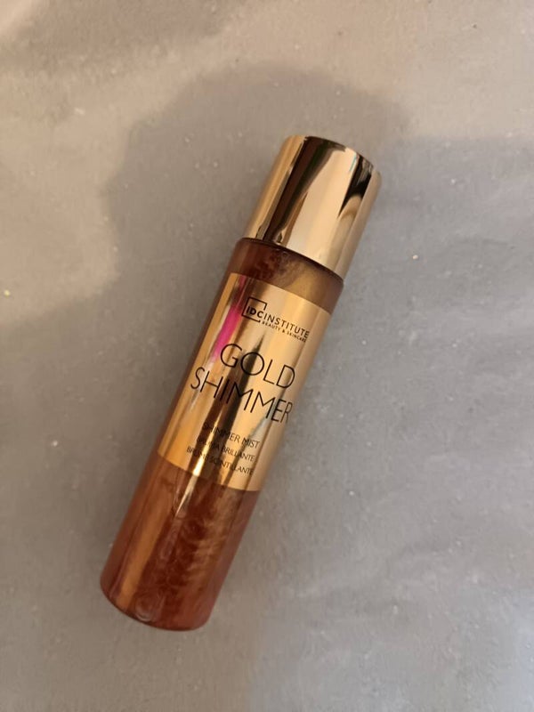Brume corporelle brillante gold