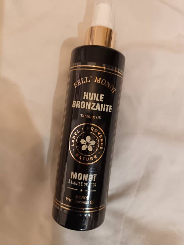 L'huile bronzante au monoi