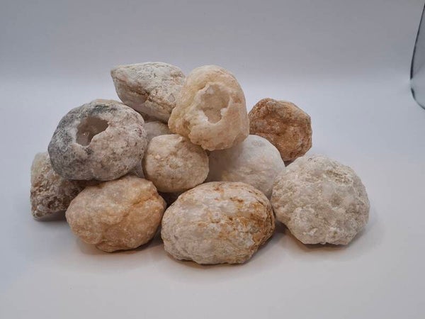 Kwarts geodes (ongekraakt)