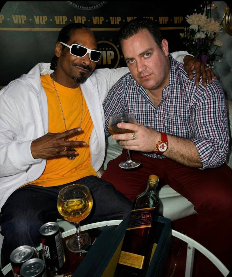 SNOOP DOGG Y LIKEVO MUSIC
