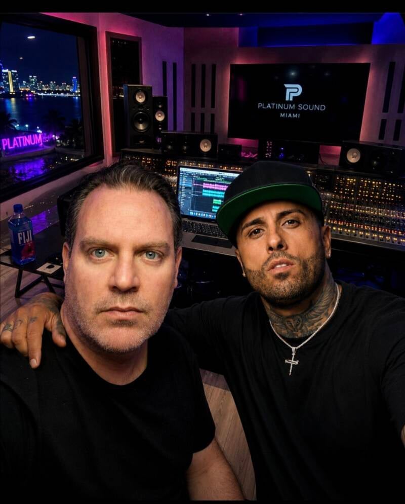 NICKY JAM Y LIKEVO MUSIC