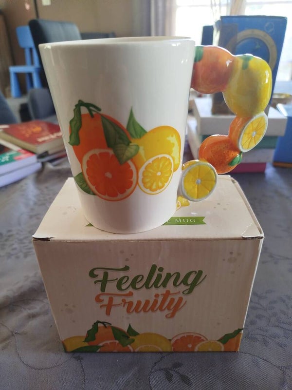 Mug fruits