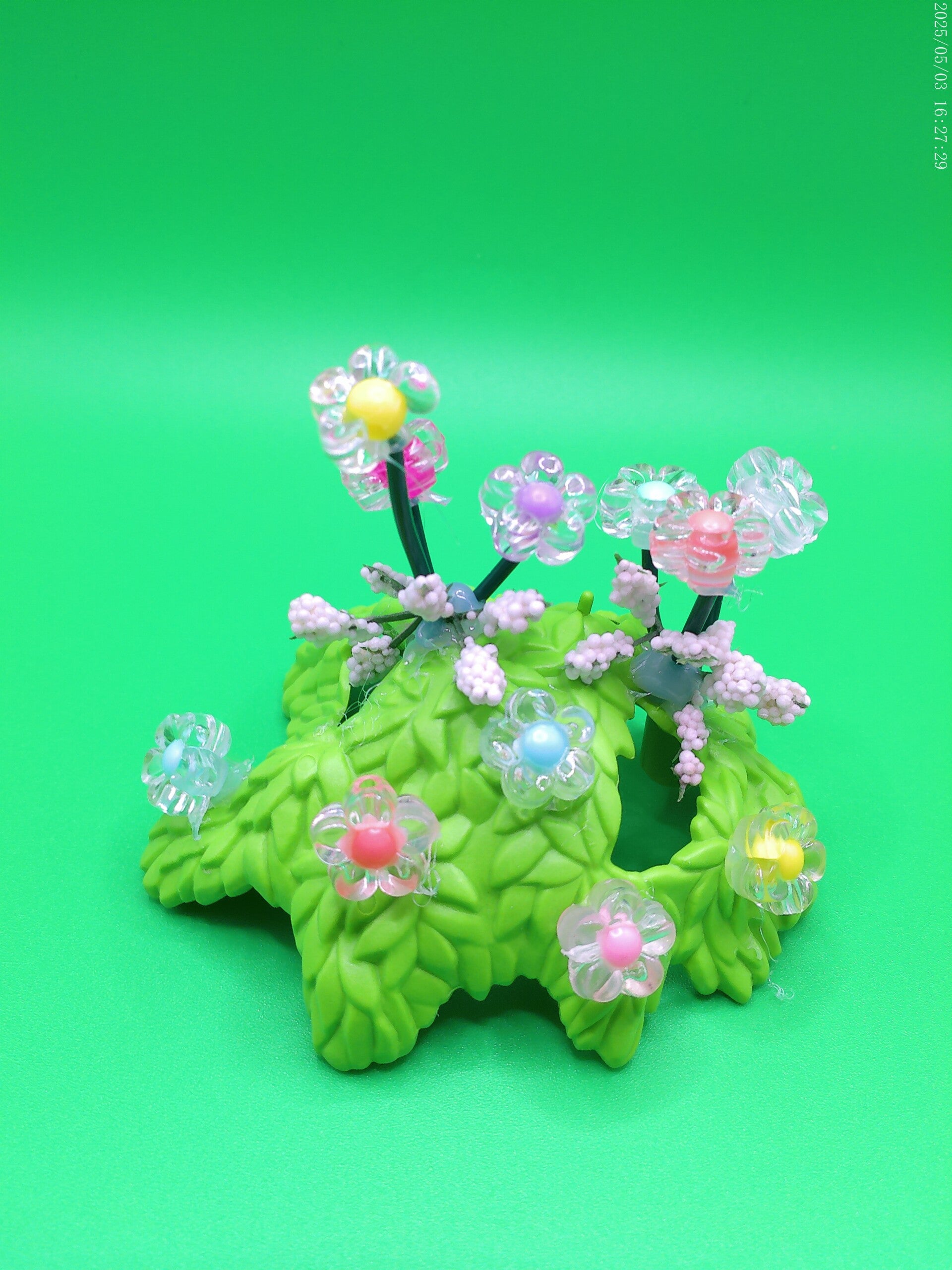 Mini-Blühten mit Durchsichtigen und Farbigen Blühten