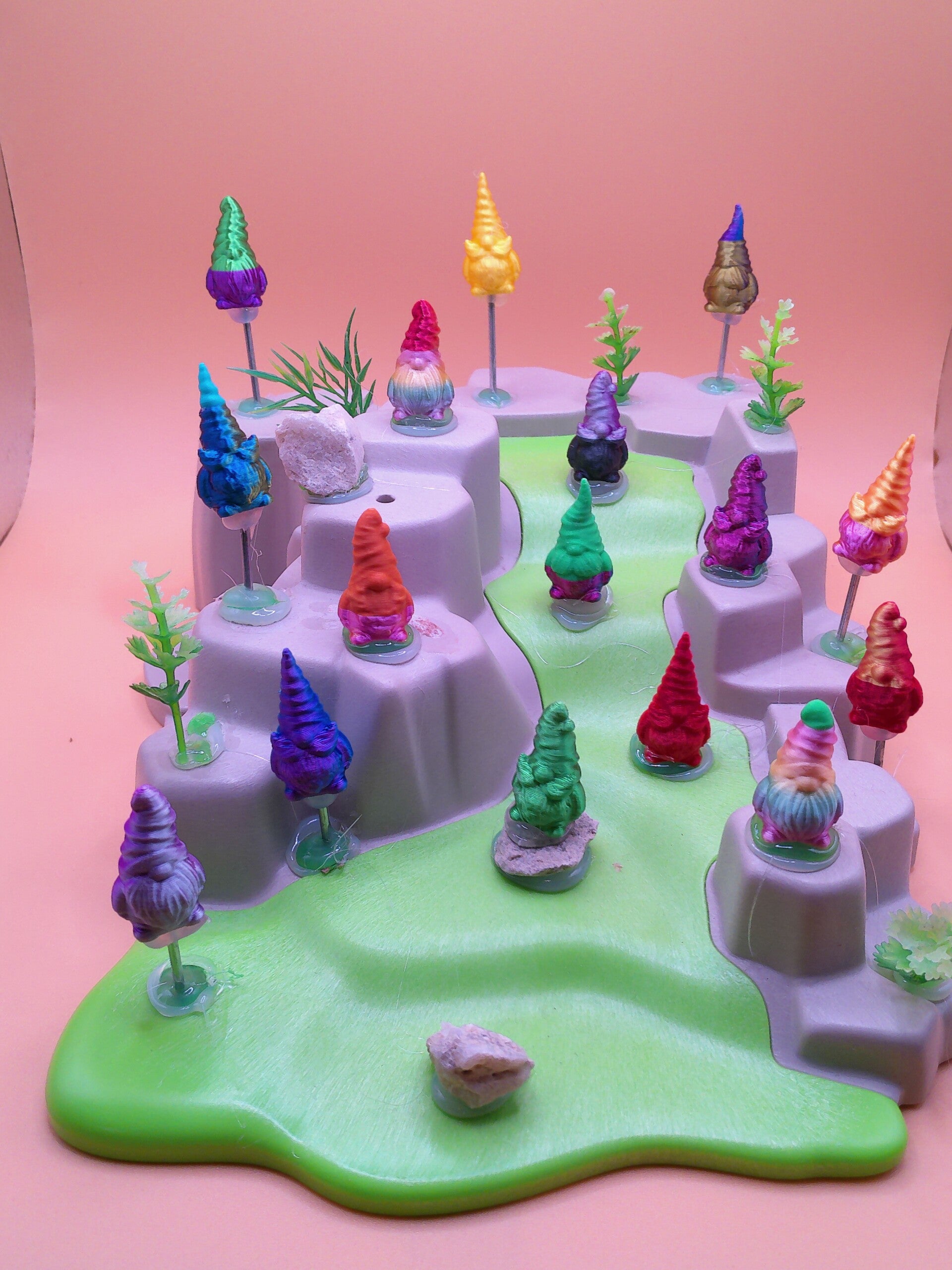 Mini-Nixen-Statuen Zwerge in vielen verschiedenen Farben