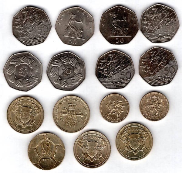 Great Britain. £16 face decimal coinage.  dy14779